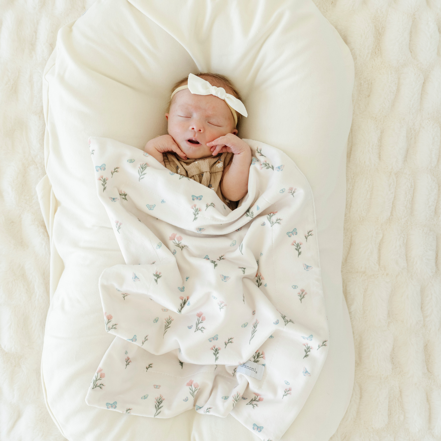 MINKY STRETCH RECEIVING BLANKETS
