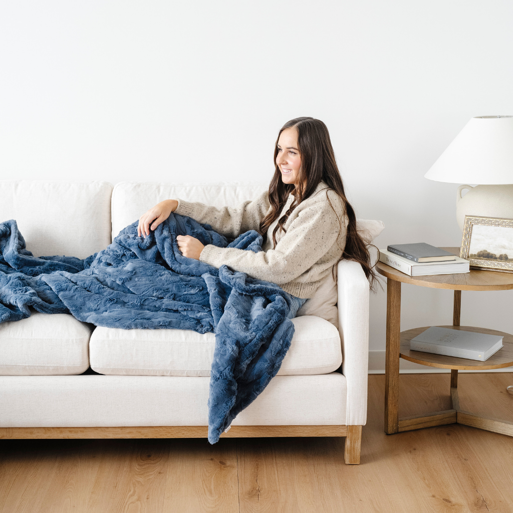 PATTERNED FAUX FUR XL THROW BLANKETS