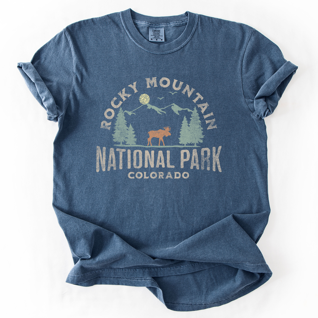 Rocky Mountain National Park, Nature, Outdoors, Camping, Hiking, Comfort Colors T-Shirt